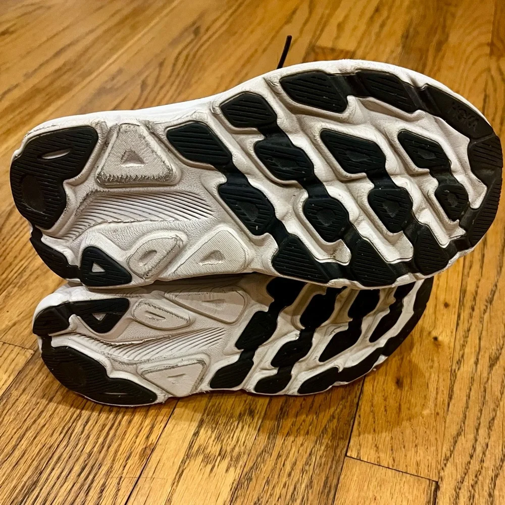 HOKA One One Clifton 9 Sneakers in Black and White - Picture 14 of 16